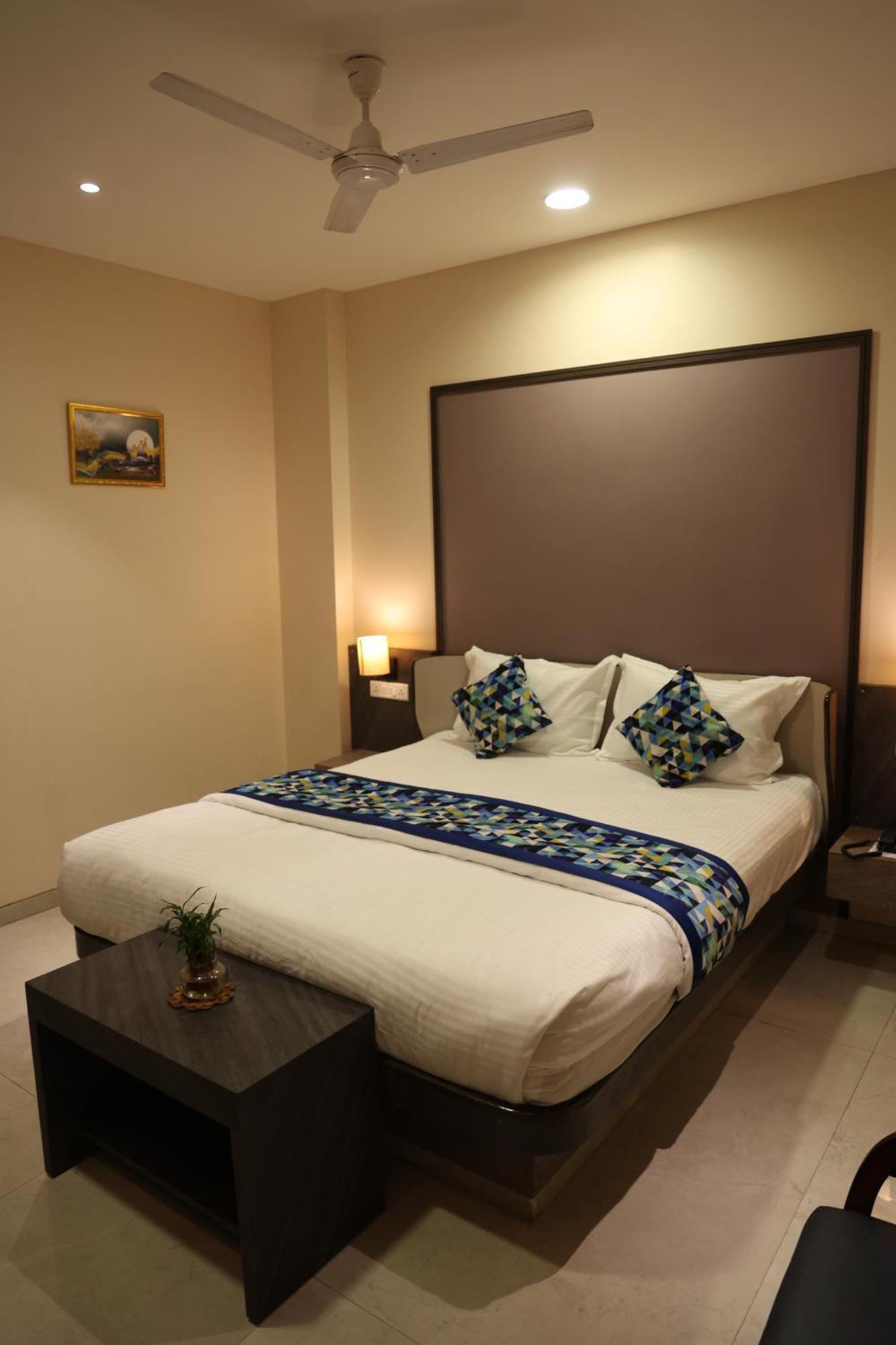 Hotel Pinaka Inn Lucknow Exterior foto